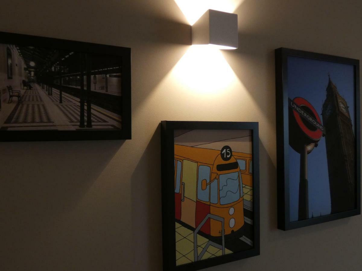 Metro Apartment 콜레뇨 외부 사진